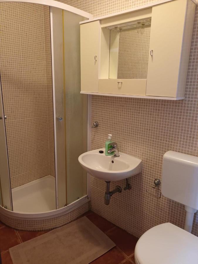Vuke Apartments Сен Екстериор снимка