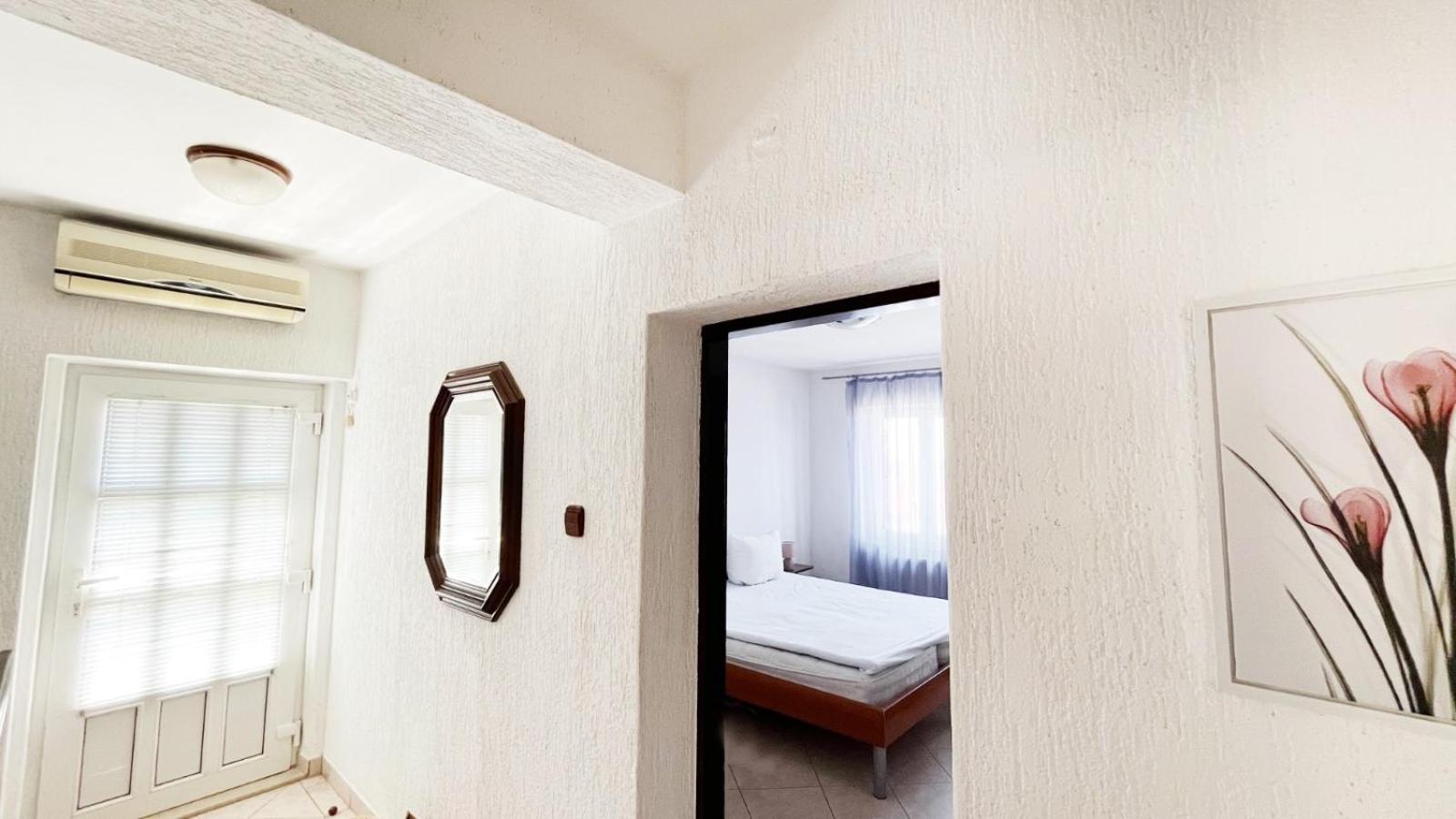 Vuke Apartments Сен Екстериор снимка