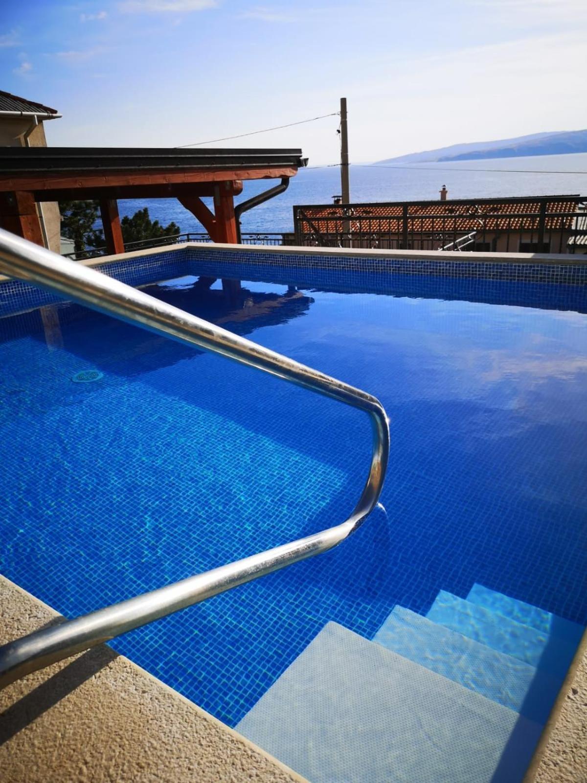 Vuke Apartments Сен Екстериор снимка