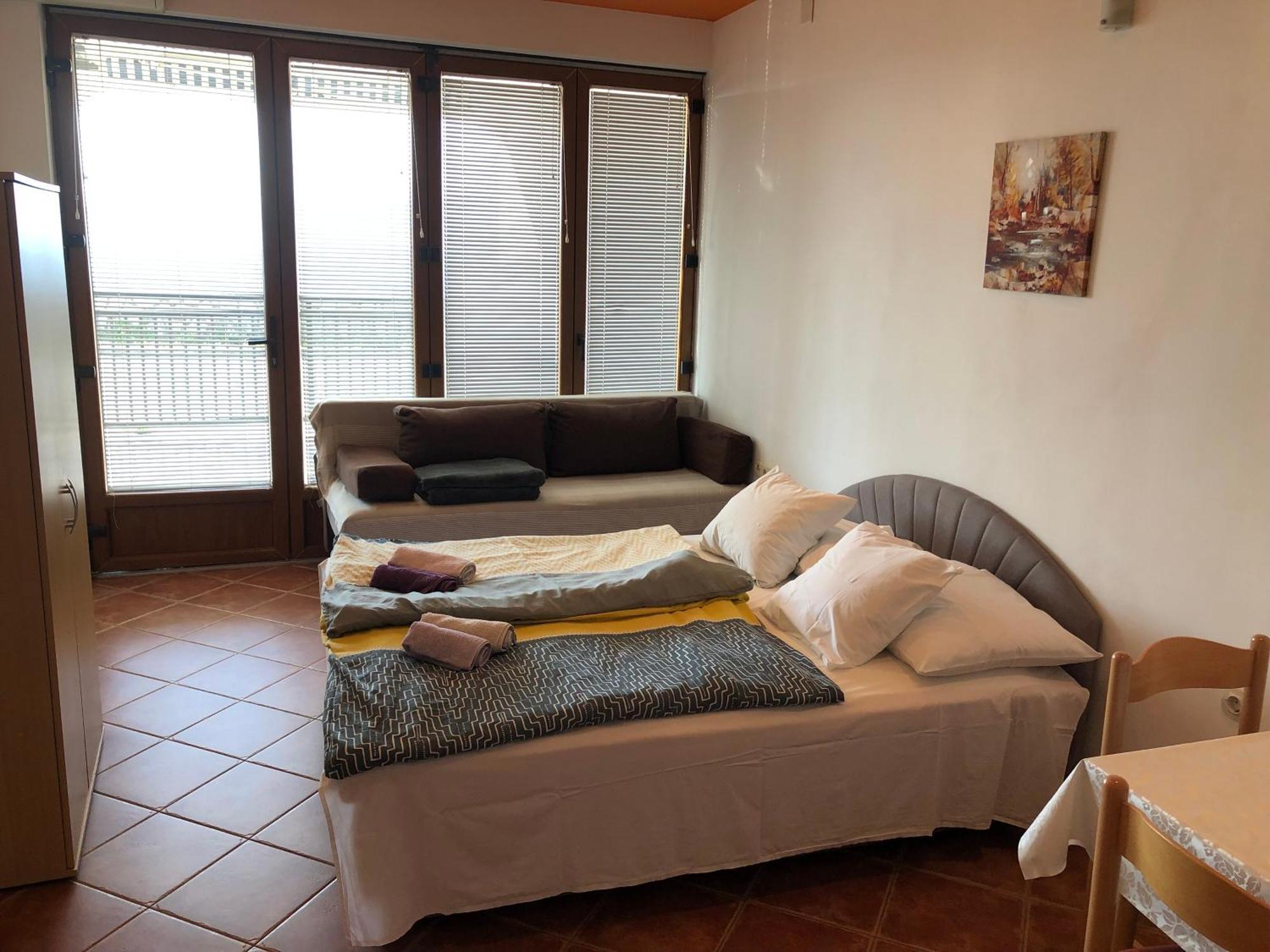 Vuke Apartments Сен Екстериор снимка