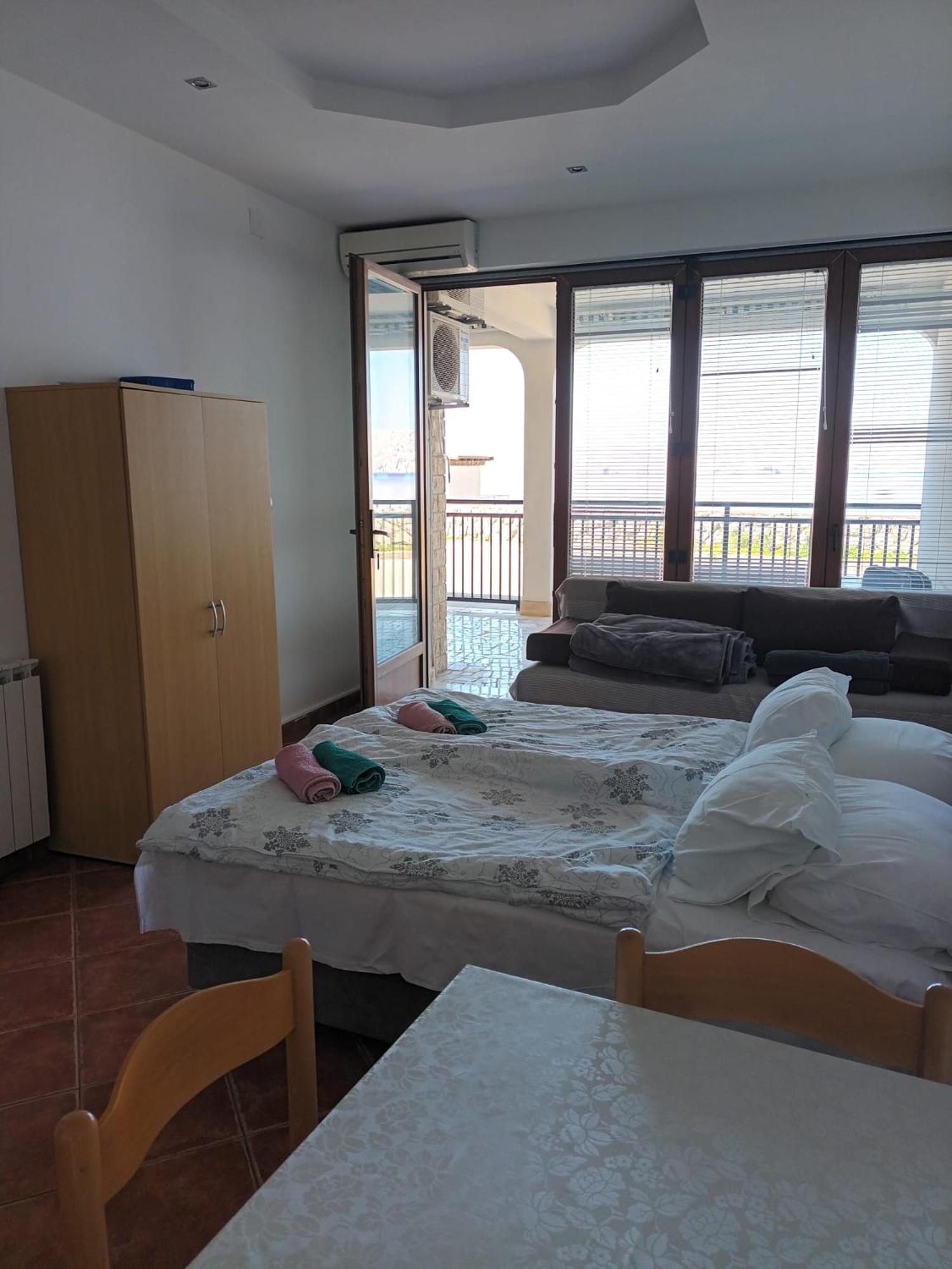 Vuke Apartments Сен Екстериор снимка