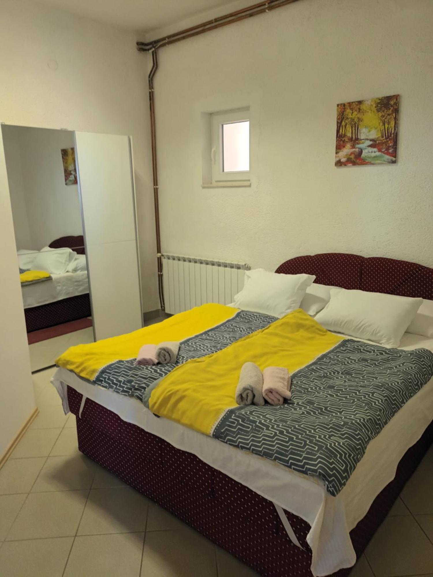 Vuke Apartments Сен Екстериор снимка