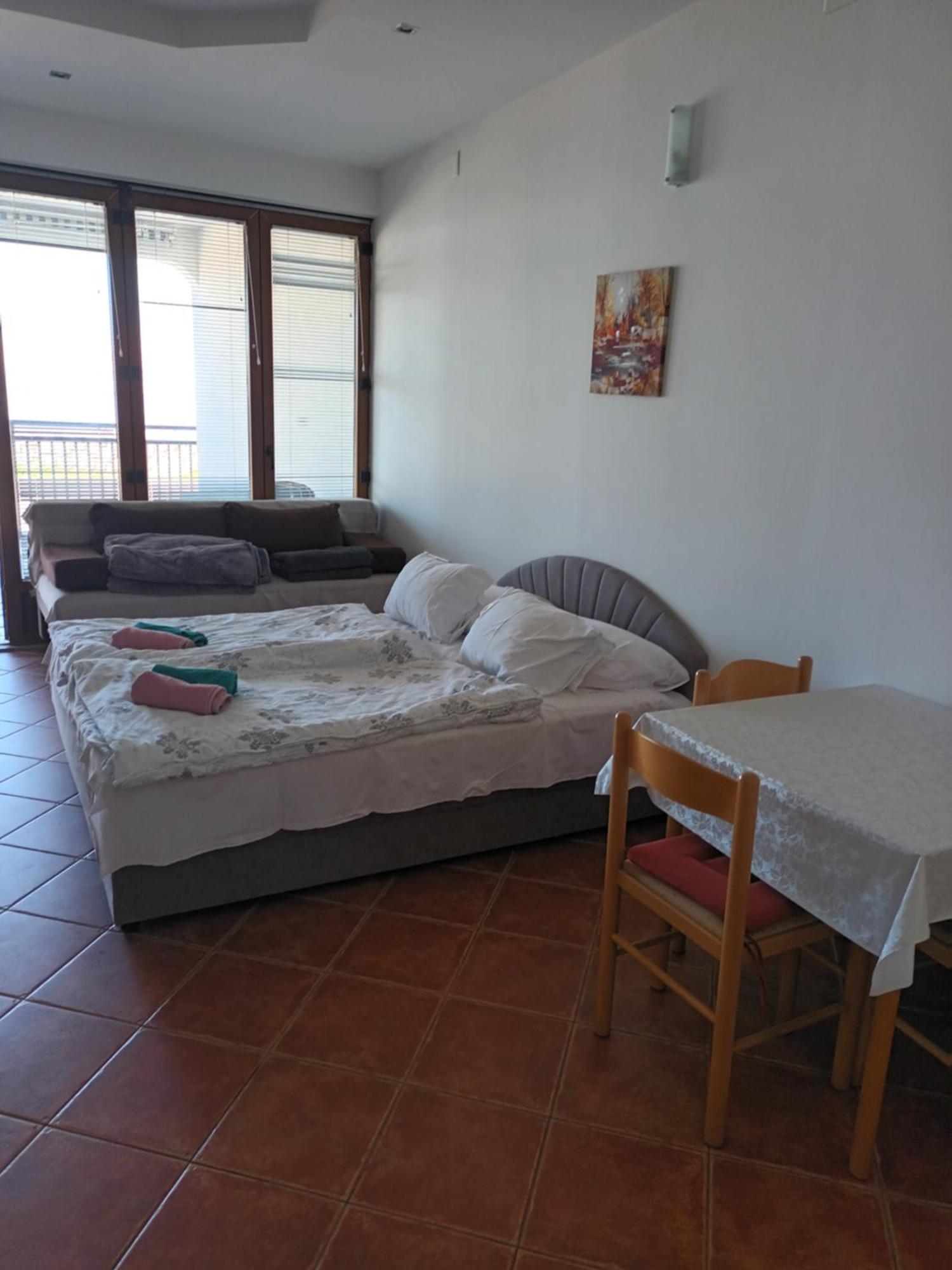 Vuke Apartments Сен Екстериор снимка