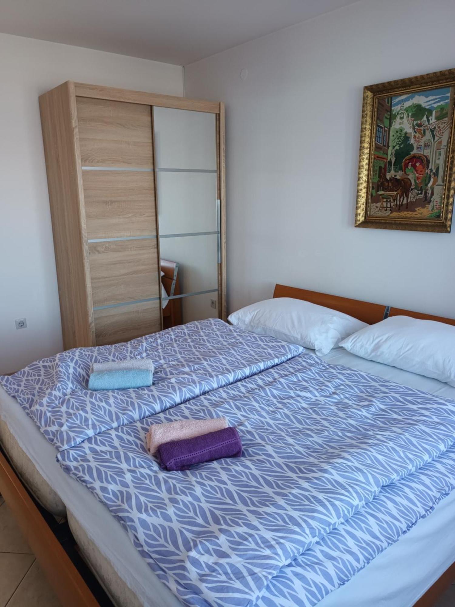 Vuke Apartments Сен Екстериор снимка